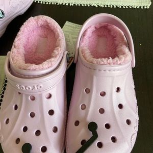 Crocs Junior size Pink!!